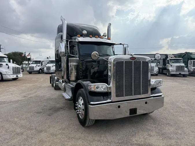 2022 Peterbilt 389d43b9a126e11574c059c1d0f6e3b2199