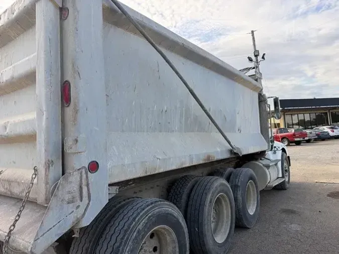 2000 INTERNATIONAL 9200