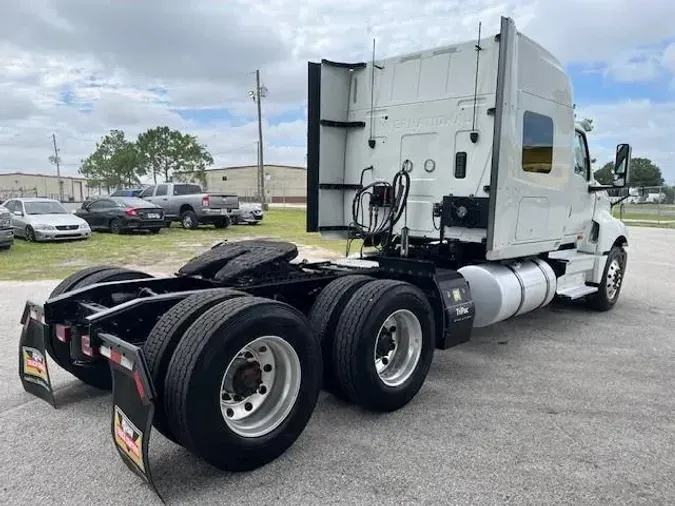 2021 International LT625