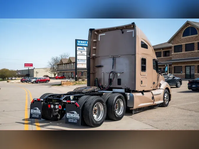 2021 KENWORTH T680