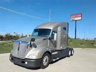 2017 Kenworth T680
