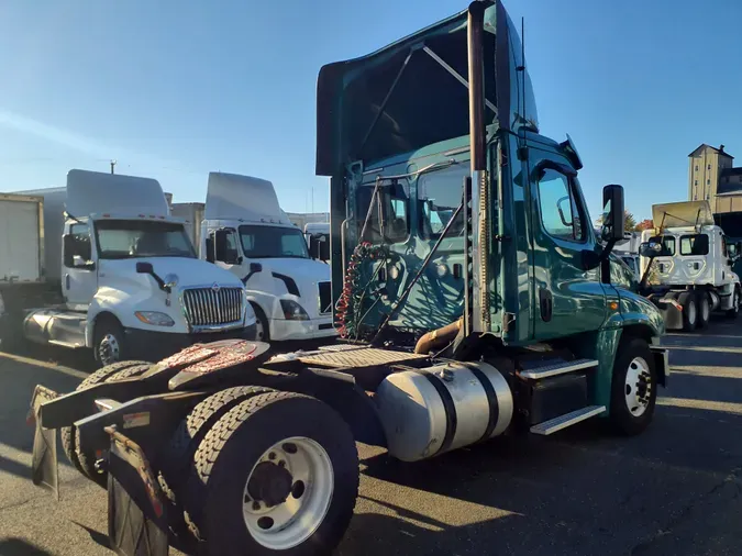 2018 FREIGHTLINER/MERCEDES CASCADIA 125