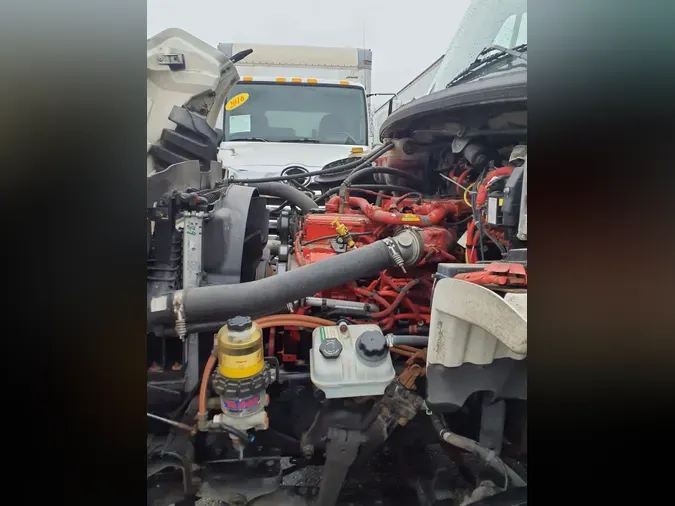 2020 FREIGHTLINER/MERCEDES M2 106