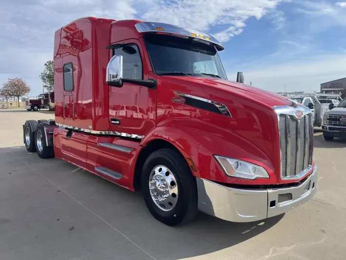 2023 Peterbilt 579d4559093584cd96480fd7f514e19c568