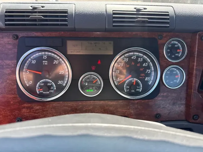 2019 FREIGHTLINER/MERCEDES CASCADIA 125d45639b3d3276ea2034a69a3170daeb7