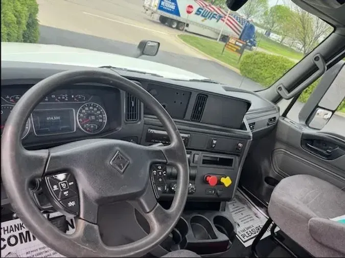 2020 International LT625