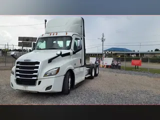 2024 FREIGHTLINER/MERCEDES NEW CASCADIA PX12664