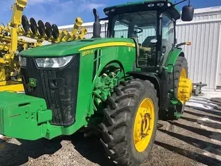 2017 John Deere 8370R