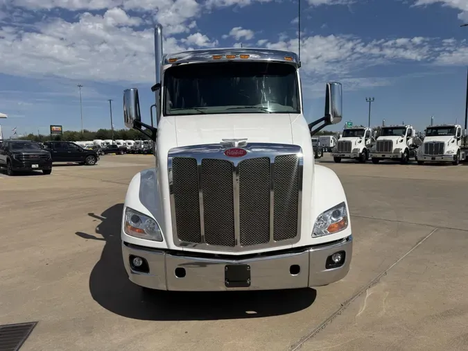 2022 Peterbilt 579