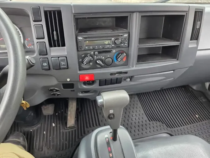 2019 ISUZU NPR