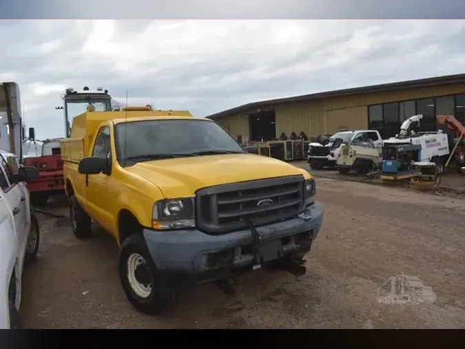 2004 FORD F250d45f8d6f7618efff53266f00ba4e8e08