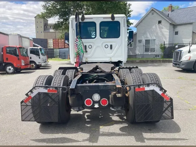 2018 FREIGHTLINER CASCADIA 125