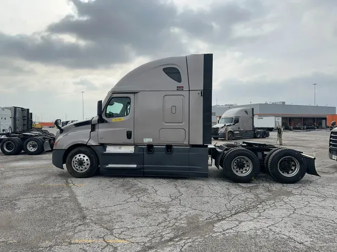 2023 Freightliner Cascadia