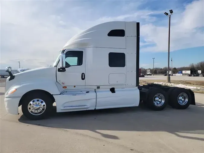 2019 INTERNATIONAL LT