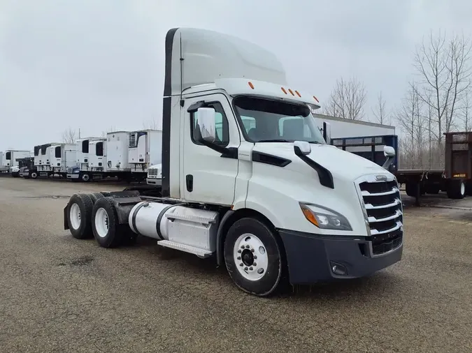 2020 FREIGHTLINER/MERCEDES NEW CASCADIA 116
