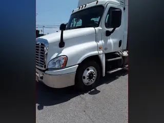 2016 FREIGHTLINER/MERCEDES CASCADIA 125