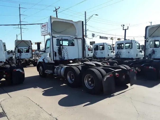 2020 NAVISTAR INTERNATIONAL RH613 DAYCAB T/Ad47ebdd7fe84ccee2c4fb5e4840aef21