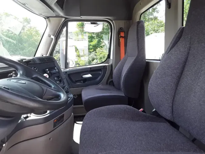 2018 FREIGHTLINER CASCADIA 125