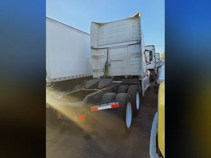 2020 VOLVO VNL64T-760