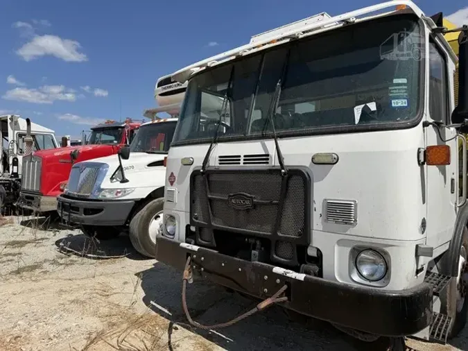 2014 AUTOCAR XPEDITOR