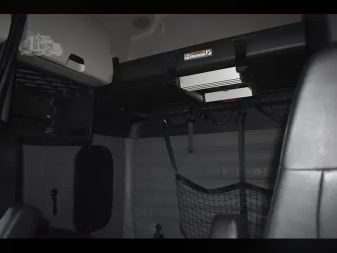 2020 FREIGHTLINER CASCADIA 126