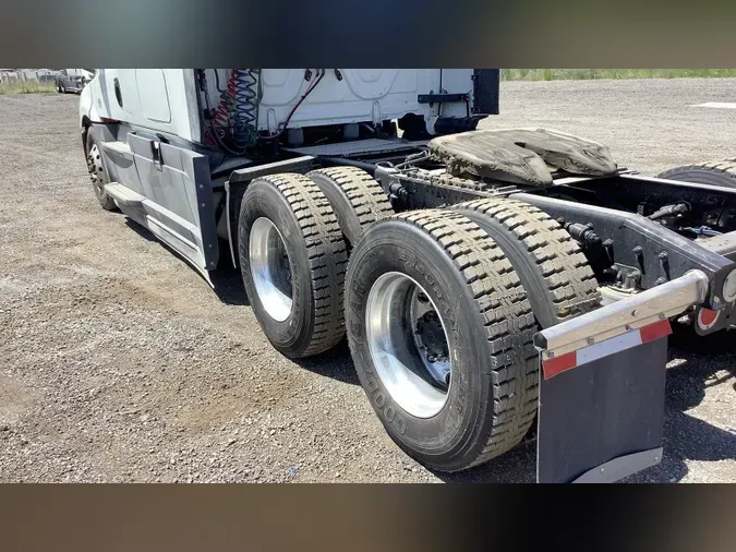 2022 Freightliner Cascadia
