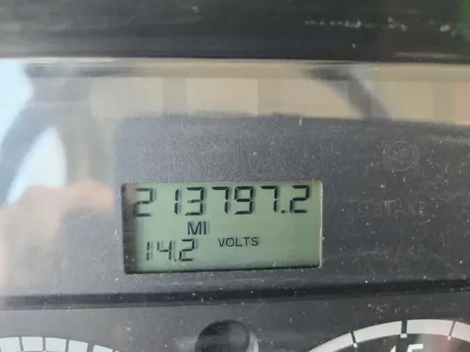 2015 FREIGHTLINER M2 106