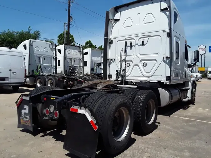 2018 FREIGHTLINER CASCADIA 125