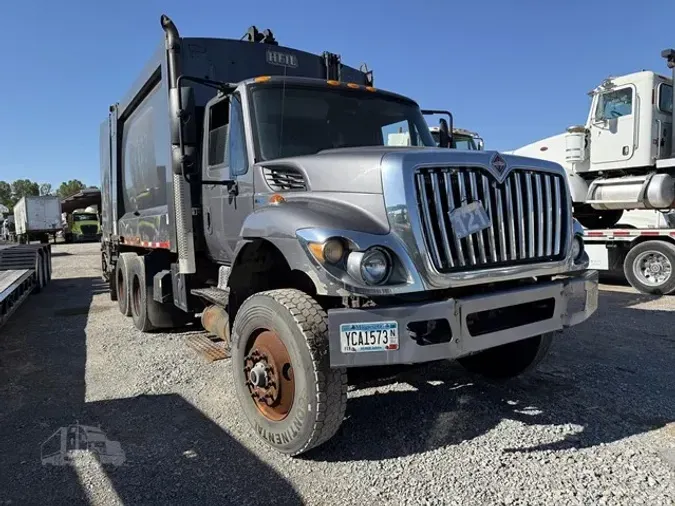 2013 INTERNATIONAL WORKSTAR 7400