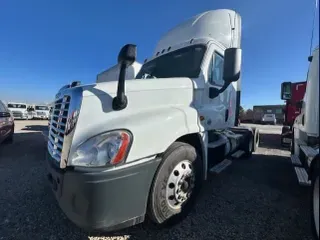 2018 FREIGHTLINER/MERCEDES CASCADIA 125