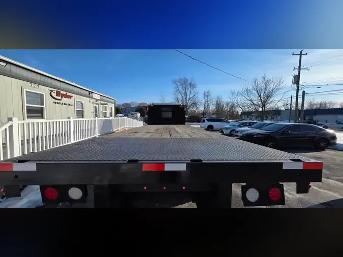 2017 FREIGHTLINER/MERCEDES M2 106