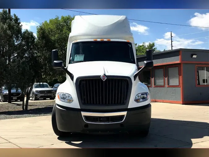 2022 INT LT625 6x4