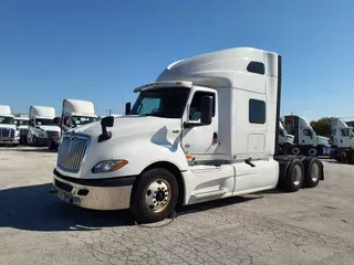 2019 NAVISTAR INTERNATIONAL LT625 SLPR CAB