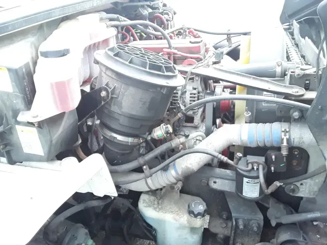 2019 FREIGHTLINER/MERCEDES M2 106