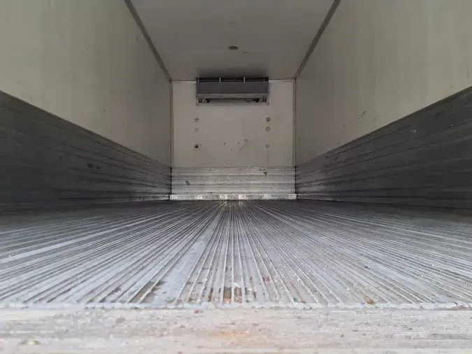 2017 FREIGHTLINER M2 106