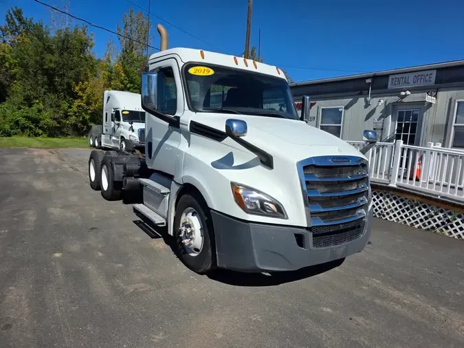 2019 FREIGHTLINER/MERCEDES NEW CASCADIA PX12664