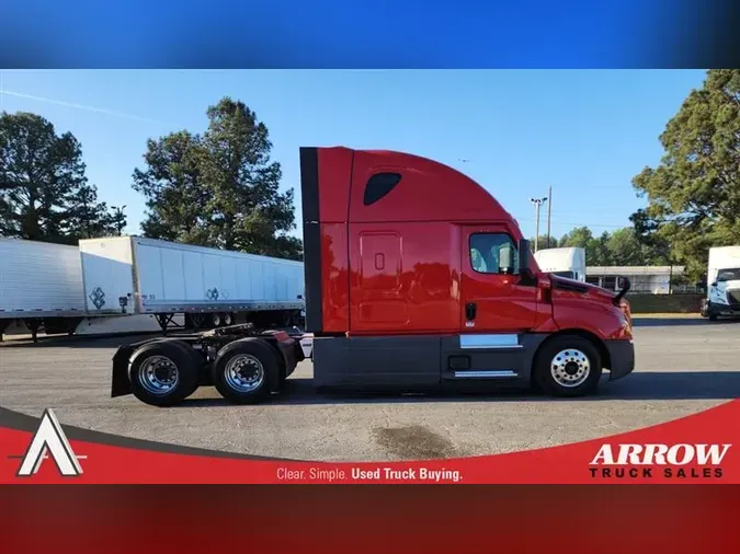 2022 FREIGHTLINER CA126