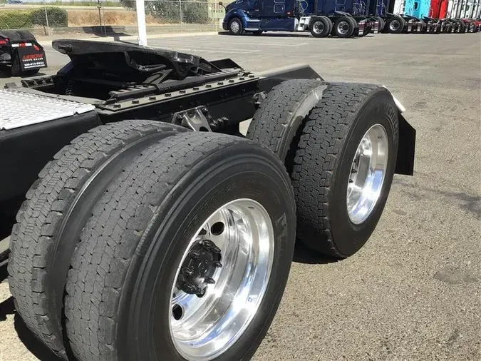 2022 KENWORTH T680d4b152b8ca471155e6cbfa3ec4c5ba38