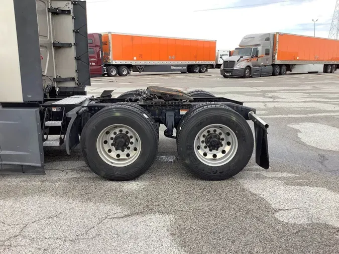 2022 Freightliner Cascadia 126