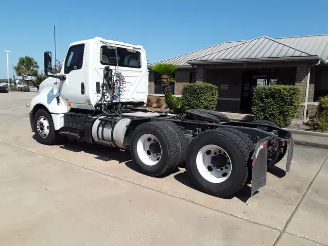 2018 NAVISTAR INTERNATIONAL LT625 DAYCAB T/A