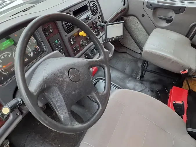 2020 FREIGHTLINER/MERCEDES M2 106