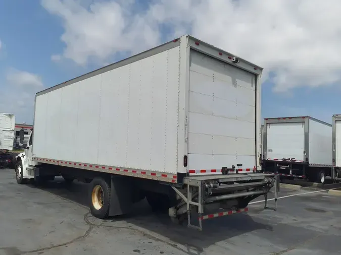 2019 FREIGHTLINER M2 106