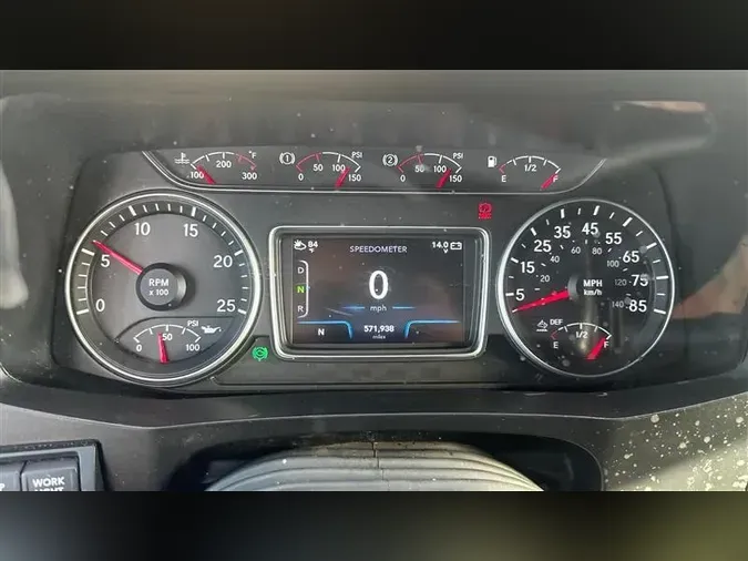 2022 INTERNATIONAL LT625