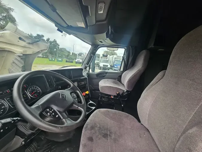2020 NAVISTAR INTERNATIONAL LT625 SLPR CAB