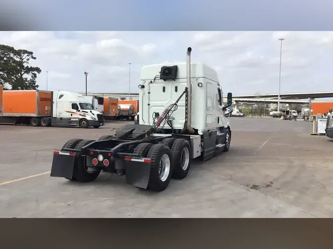 2022 Freightliner Cascadia 126d4bd7a423863dfa9260cadb5bfb5c3b9