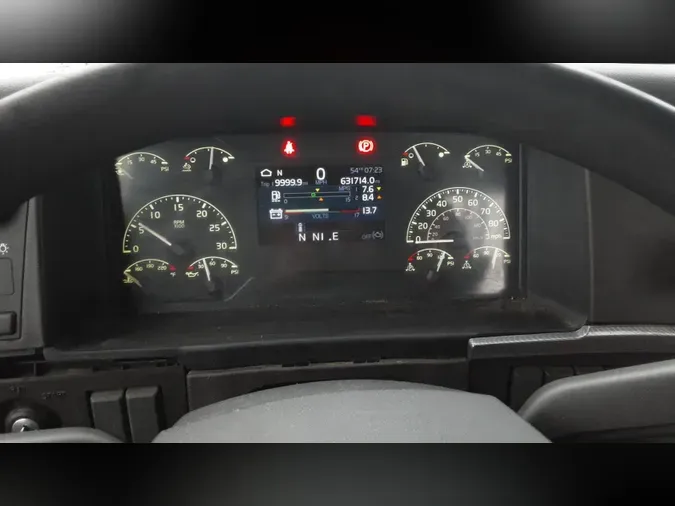 2019 Volvo VNL300