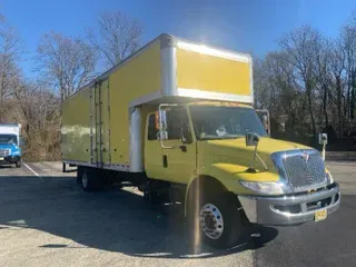 2017 INTERNATIONAL 4300LP