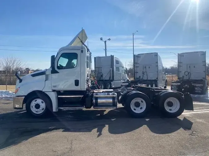 2020 Freightliner Cascadia