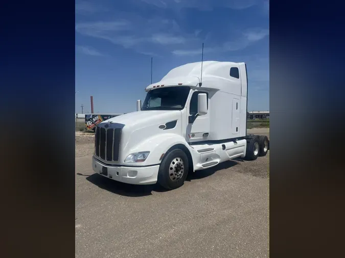 2022 Peterbilt 579