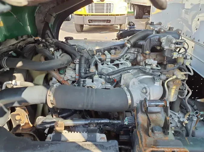 2019 ISUZU NPRd4cf32d78985240d587d11f3fafa989d